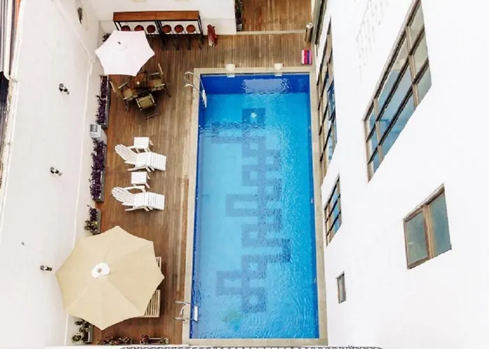 Urbanest Inn House Slipi