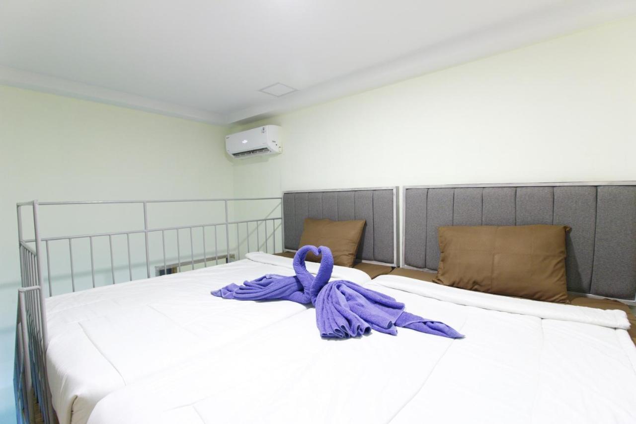 Urbanest House Slipi Homestay Jakarta
