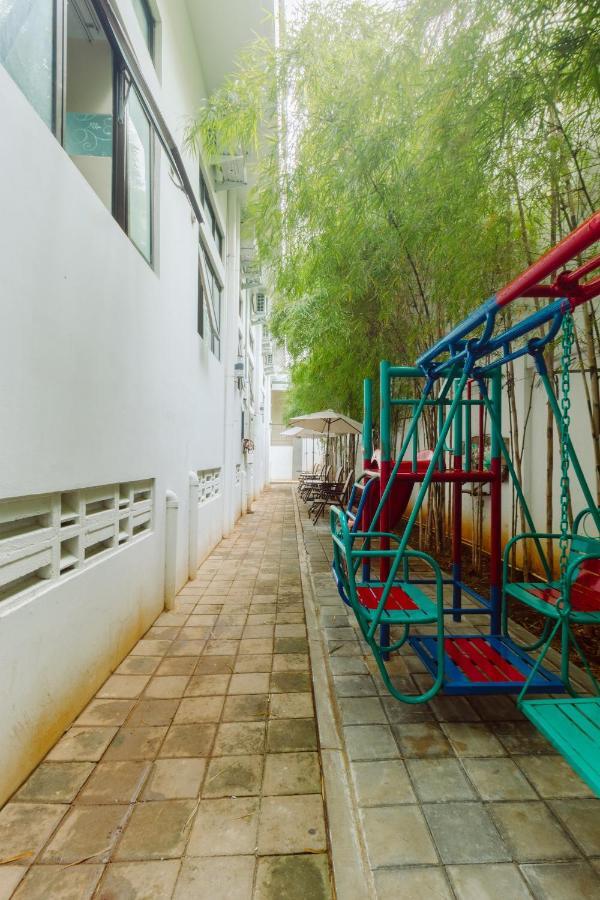 Homestay Urbanest House Slipi *